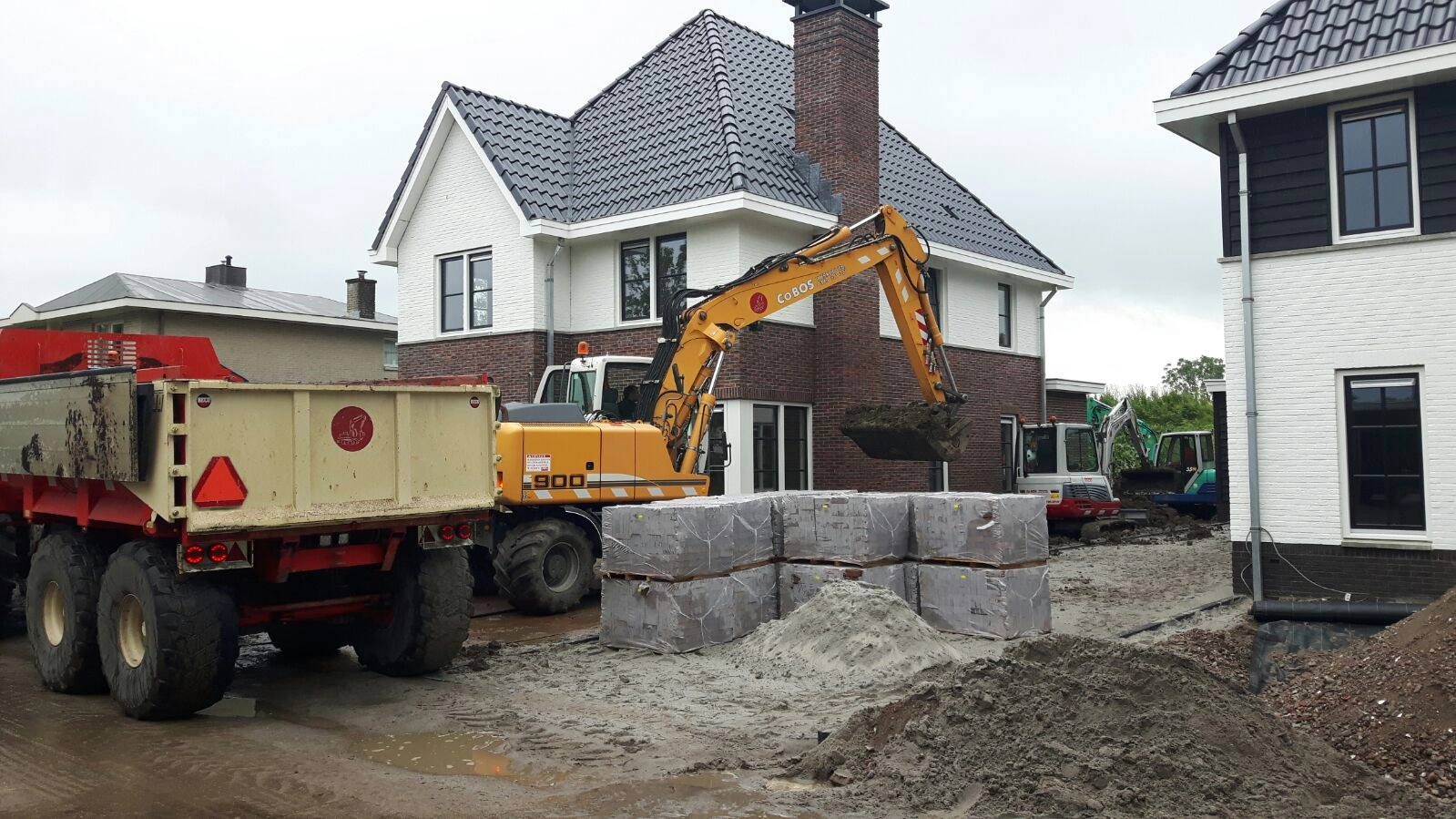 Landelijke en strakke tuin in Houten
